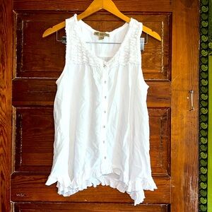 Large Nine West button down tank